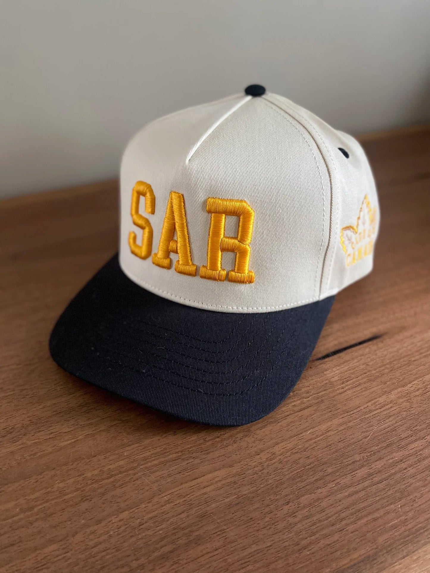 Abbreviated - City of Canada Hat
